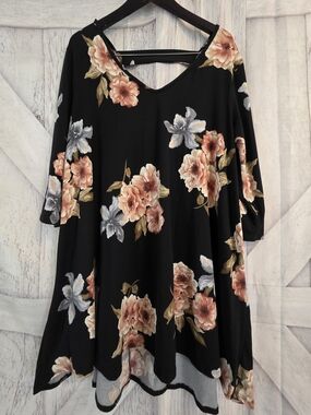 La Gypsy Floral Tunic Dress 3X Black Peach Plus Size Mini Dress